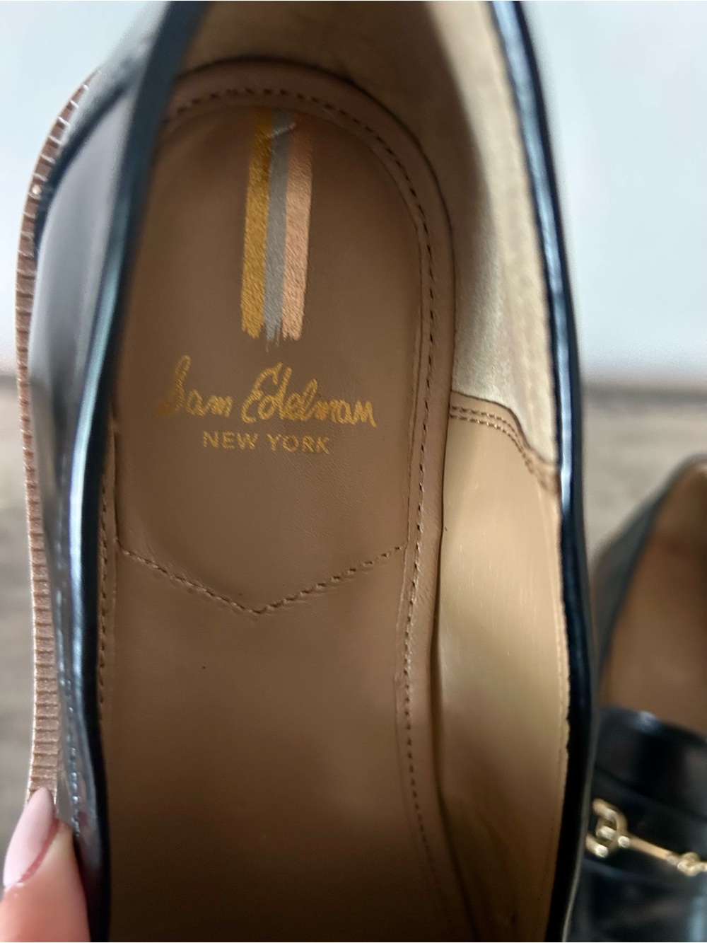 Sam Edelman Black Leather Lug Sole Loafers Gold Horsebit Detail Size 10 - Picture 4 of 9
